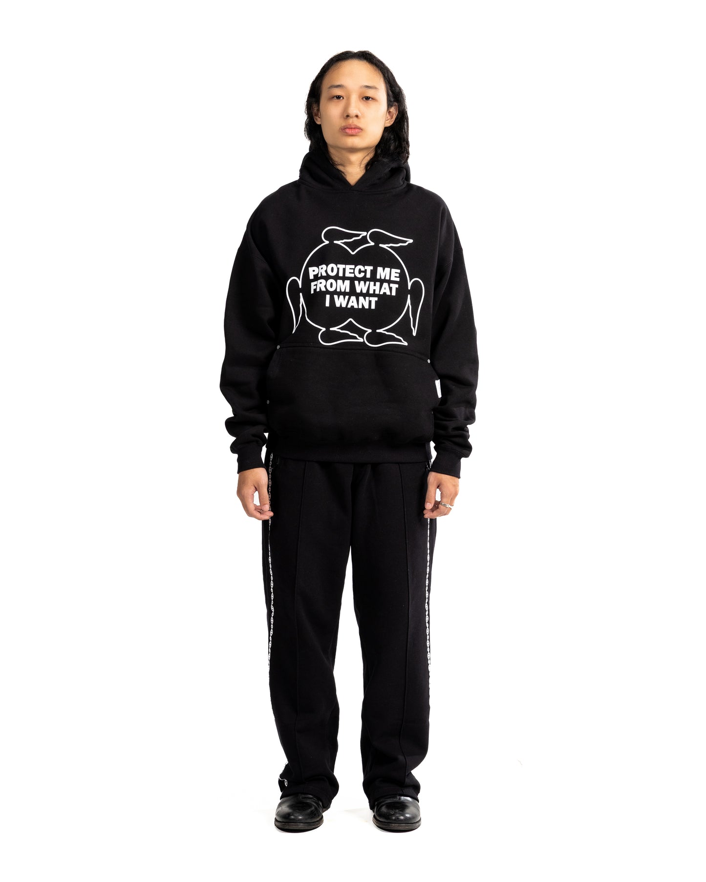 HOLZER HOODIE - BLACK