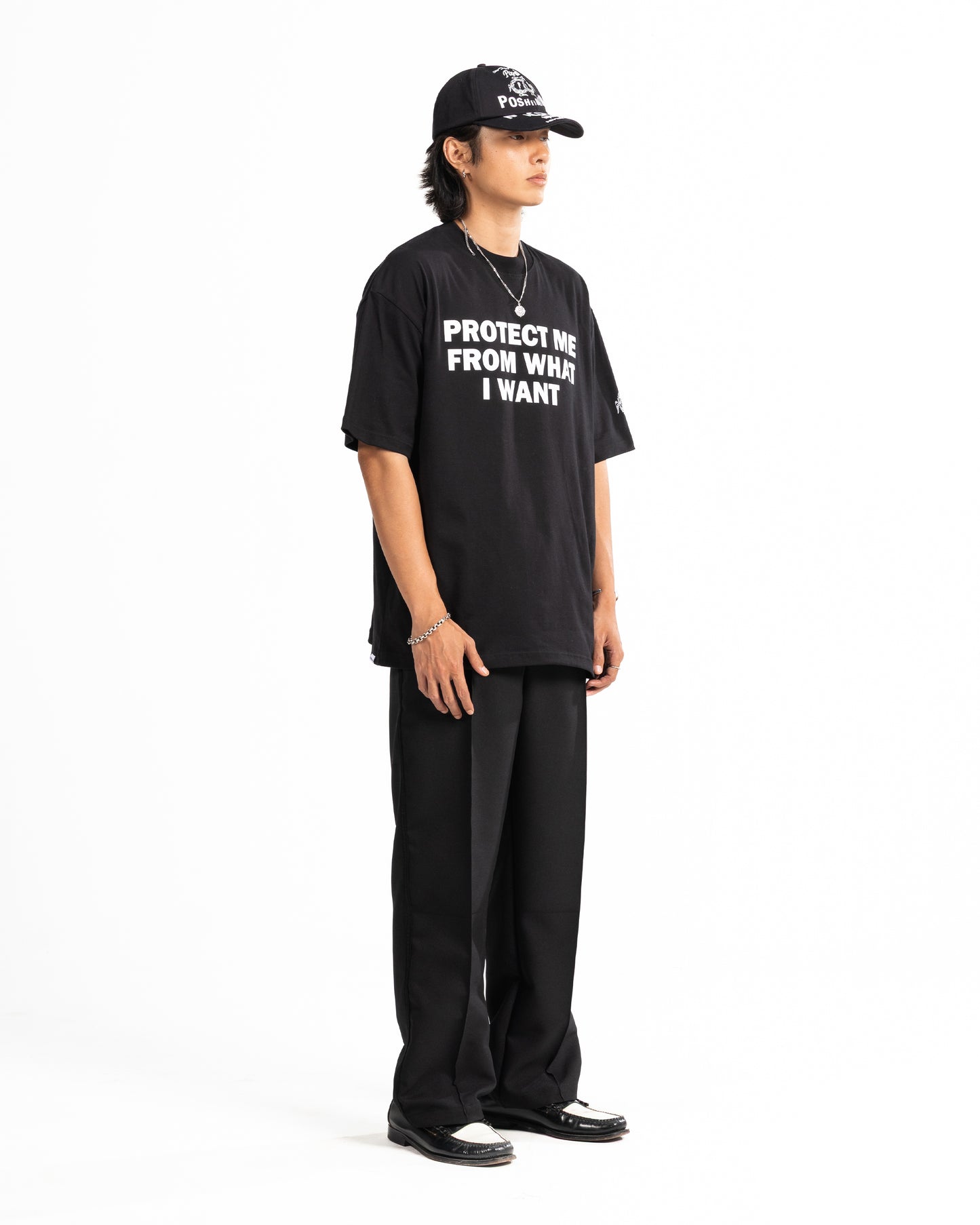 HOLZER TEE - BLACK