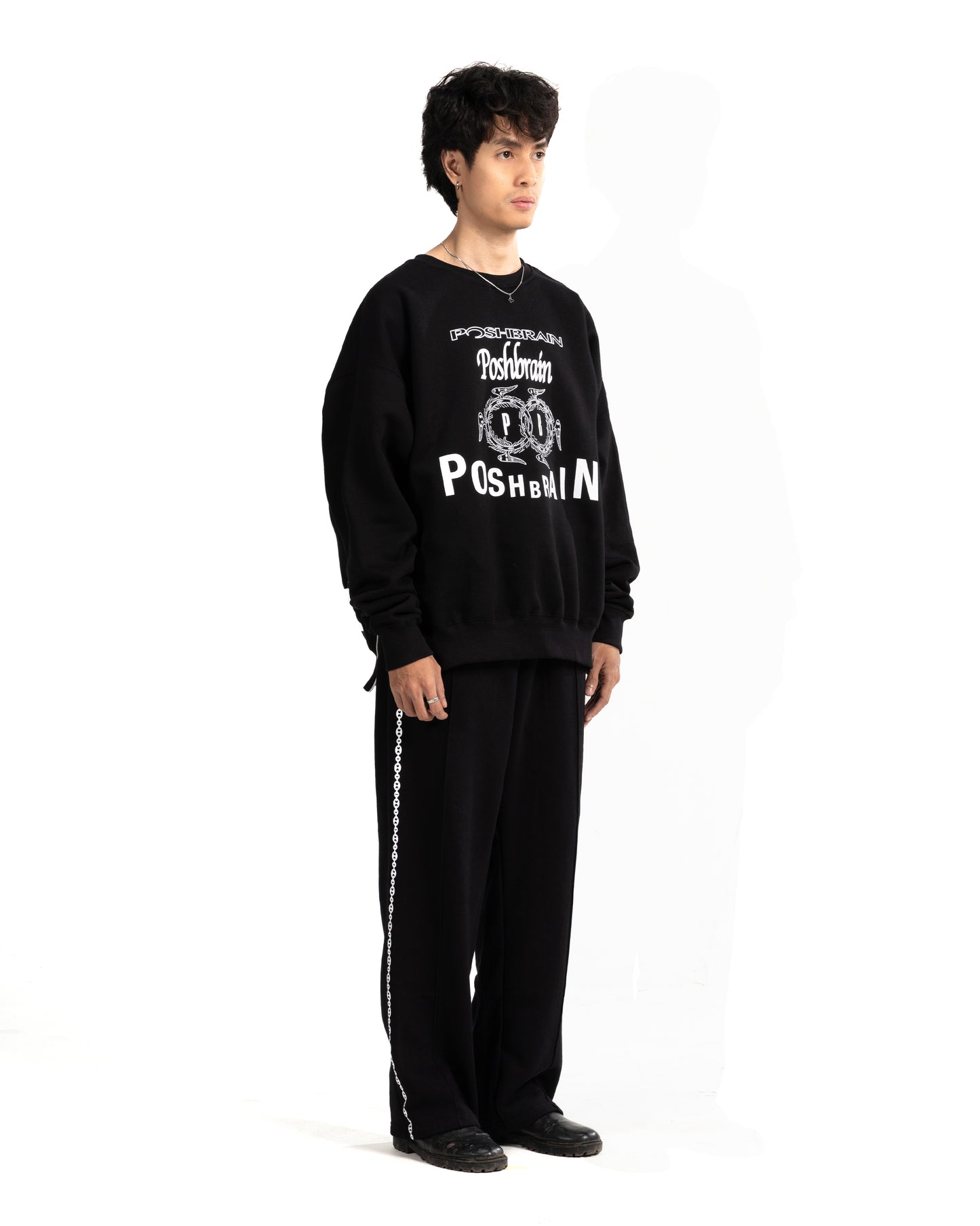 WORKS SIDE ZIPPER CREWNECK - BLACK