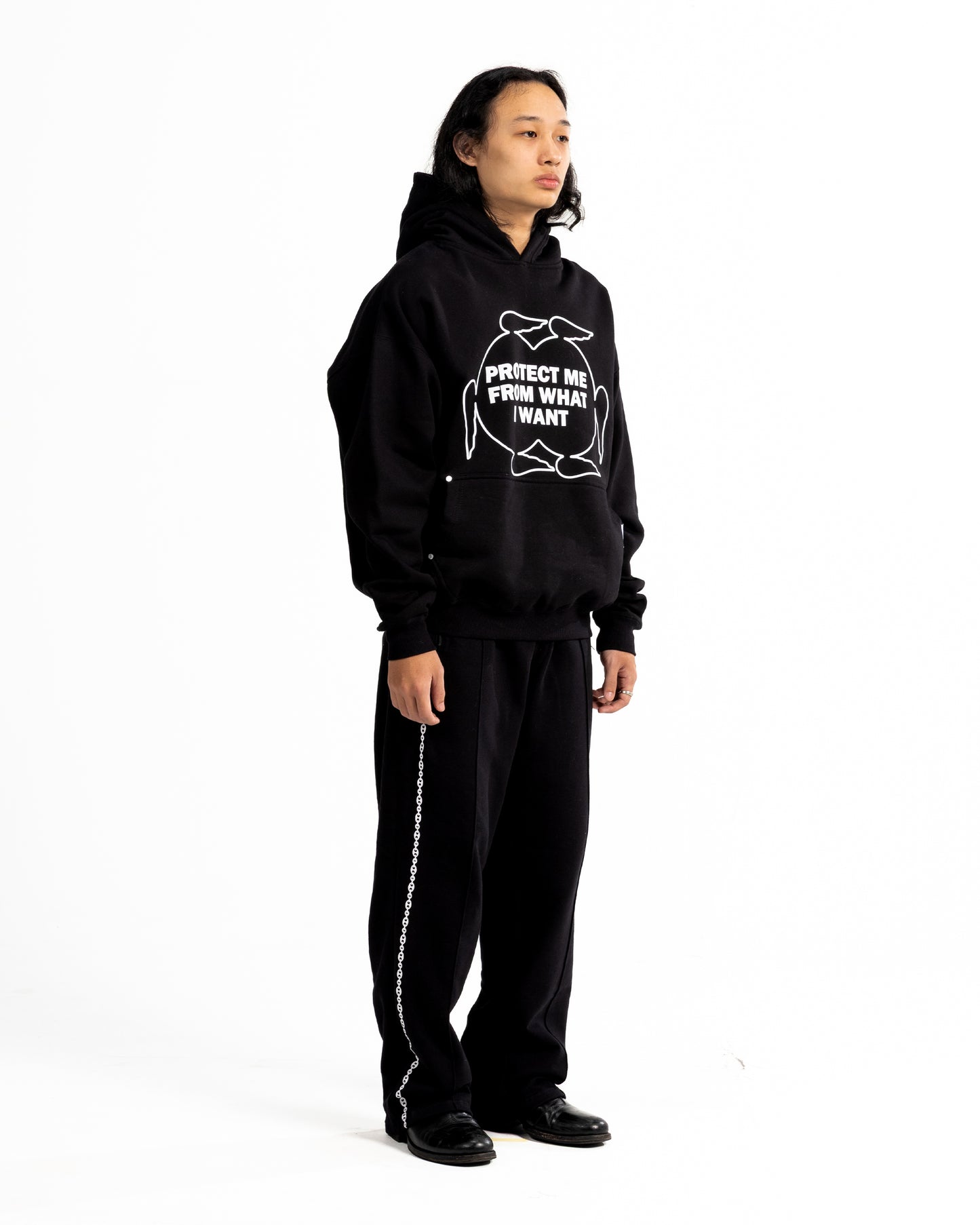 HOLZER HOODIE - BLACK