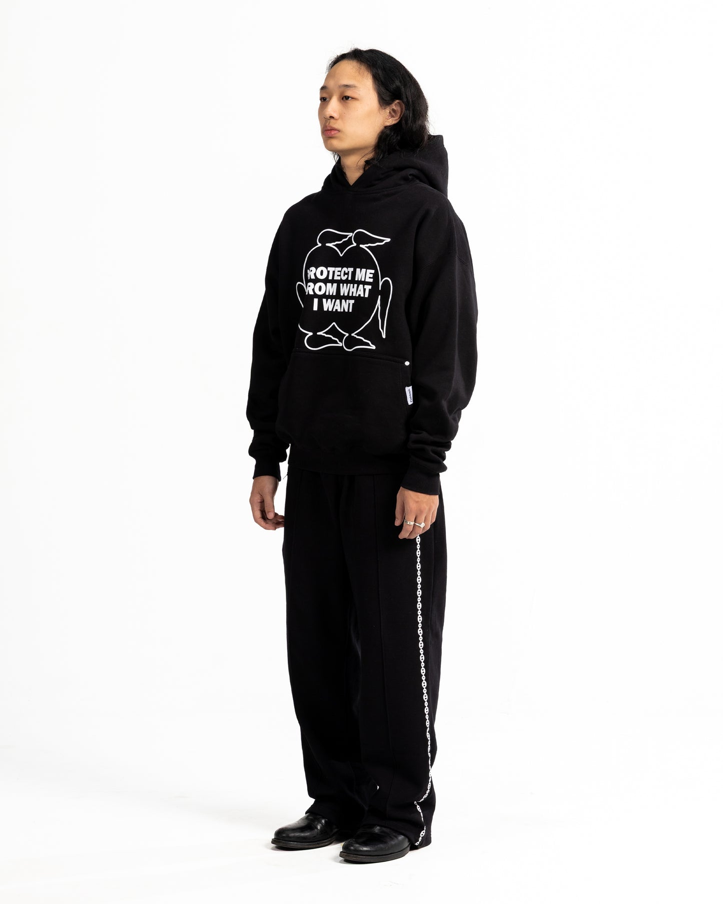 HOLZER HOODIE - BLACK